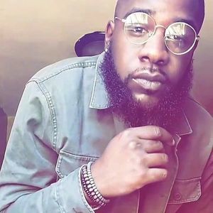 Meet your Posher, Aaron